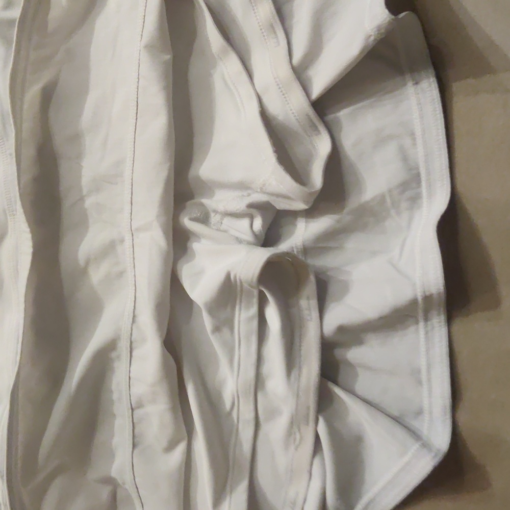 Lululemon skirt - Picture 3 of 4
